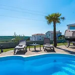 فيلة Providenca With Heated Pool