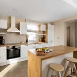 Providenca With Heated Pool *