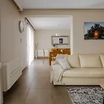 Providenca With Heated Pool *