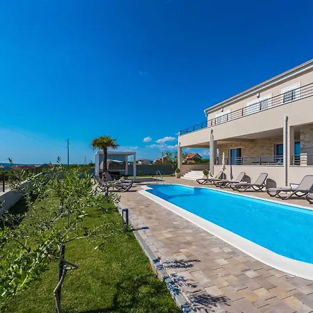 Villa Providenca With Heated Pool Debeljak