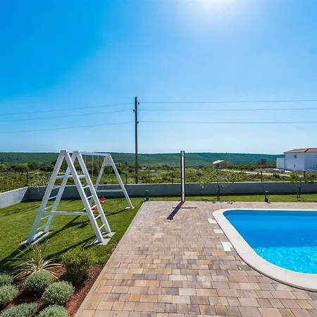 Villa Providenca With Heated Pool