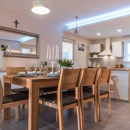 Providenca With Heated Pool Villa *