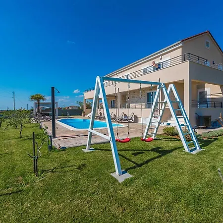 Villa Providenca With Heated Pool *