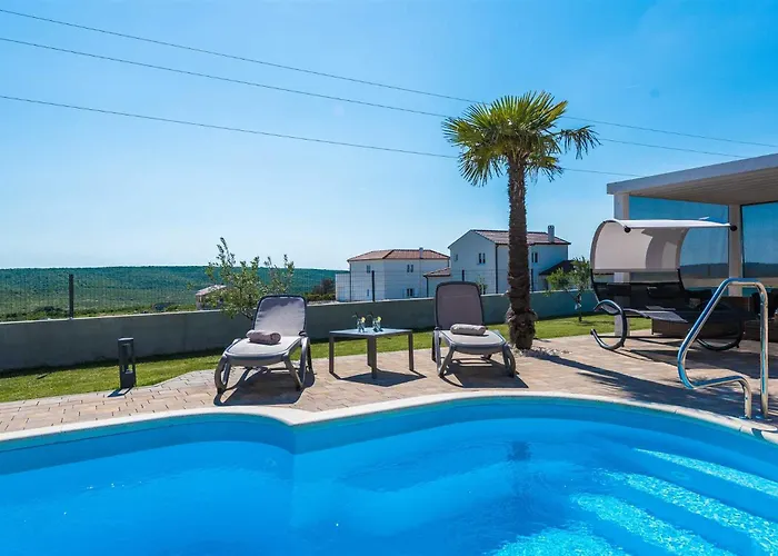 Villa Providenca With Heated Pool