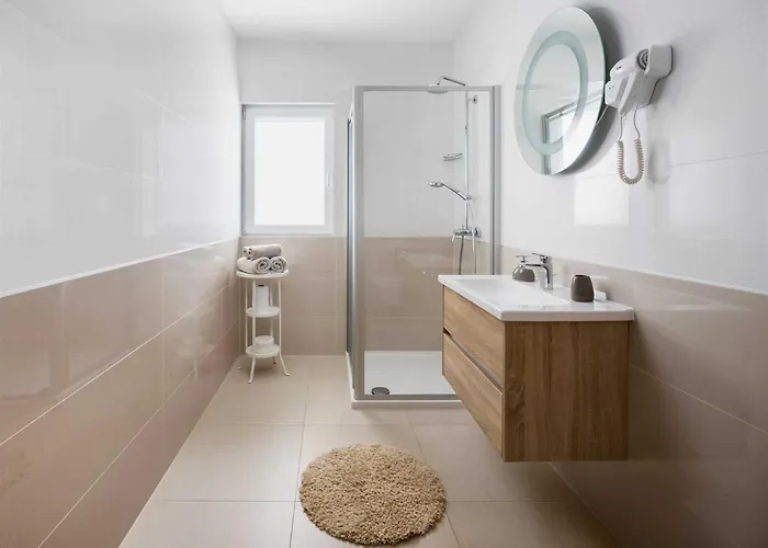 Providenca With Heated Pool Villa